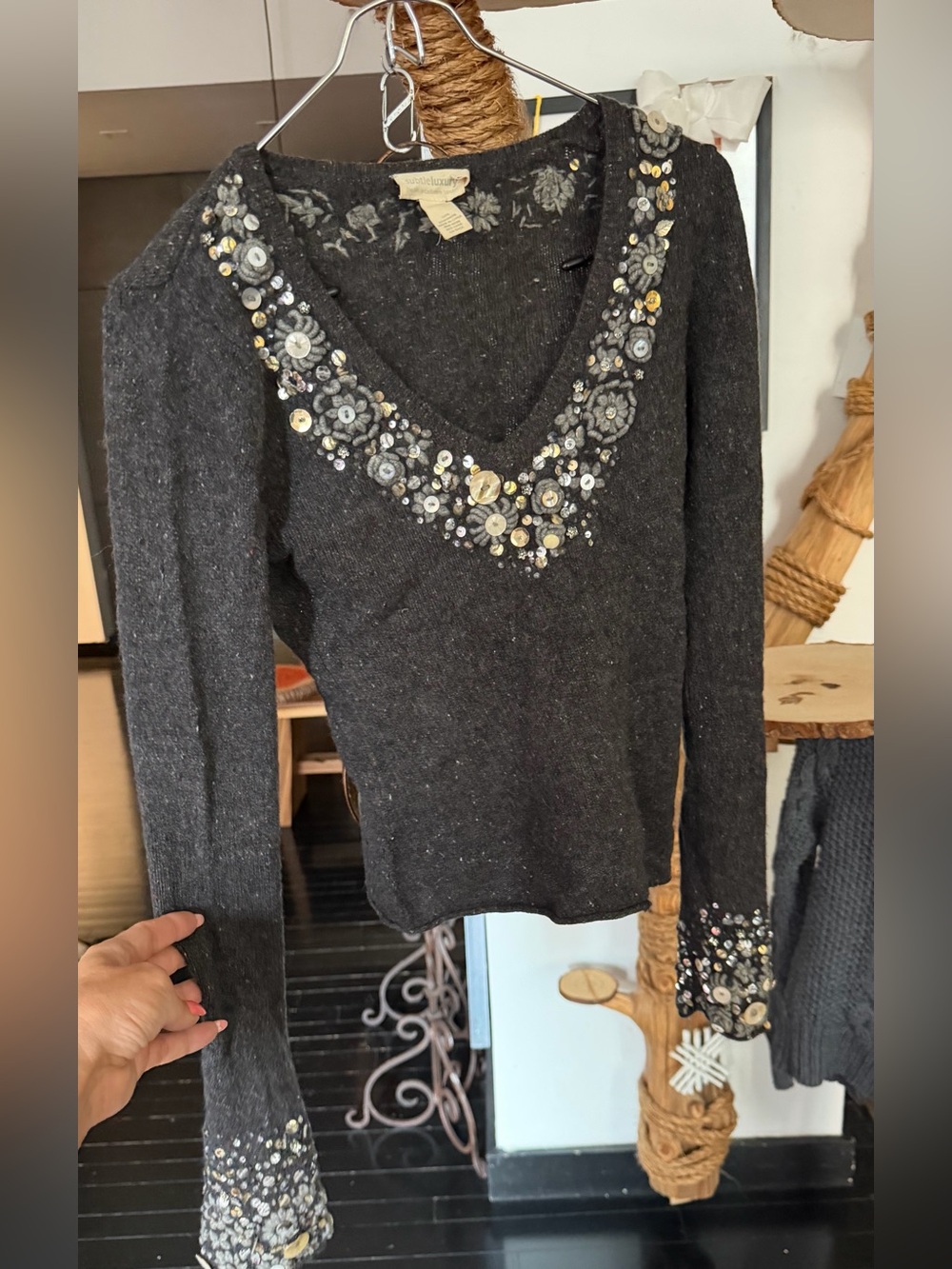 Embellished V-Neck Women's  100% cashmere Sweater Top - dark grey. S/P